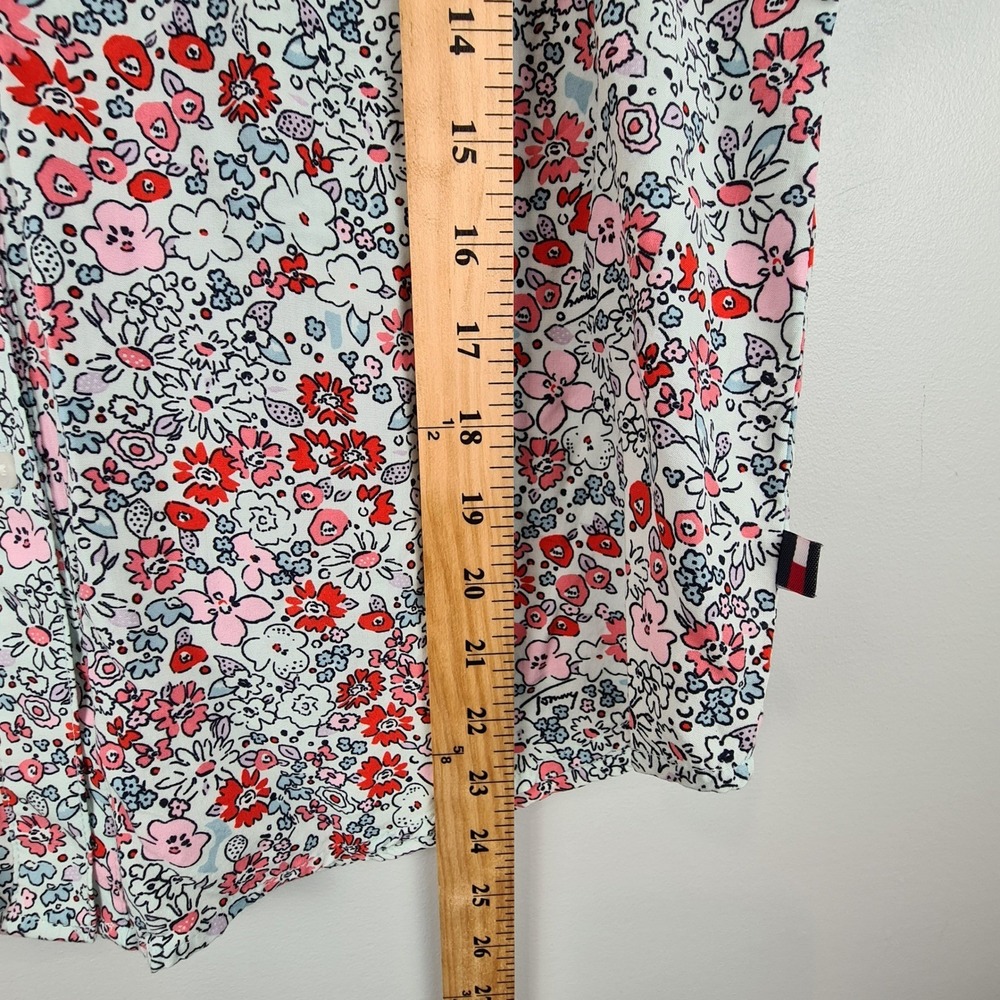 Tommy Hilfiger Womens Small Floral Smocked V-Neck Button Front Blouse Yoke Top - Picture 5 of 8